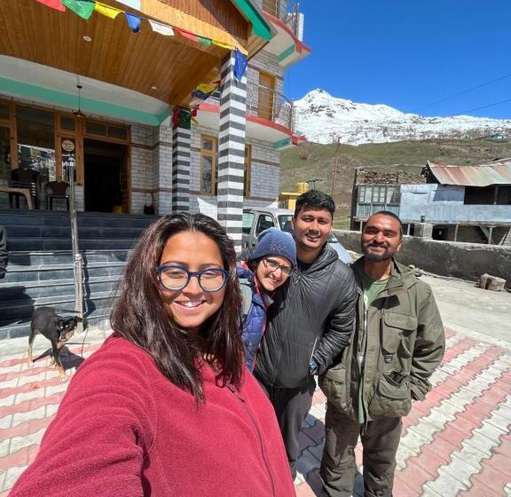 Hotel Hobknob Sissu   Boutique Home