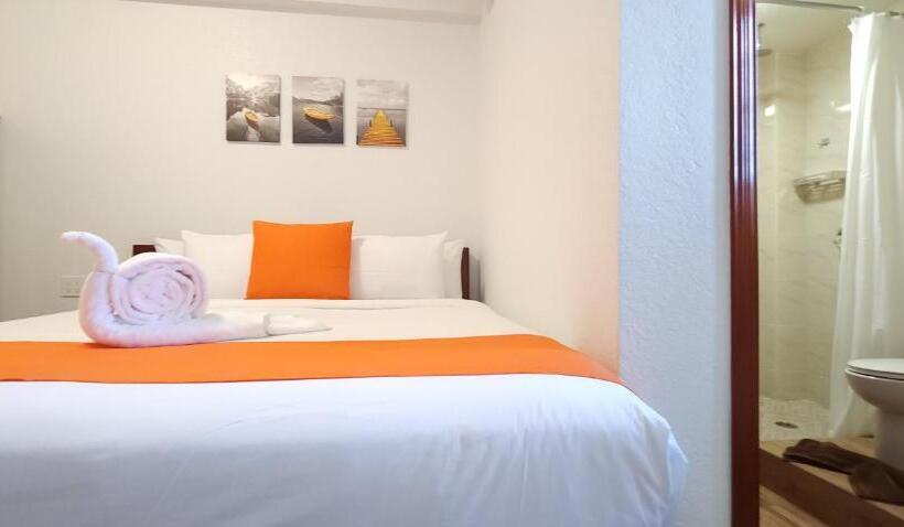 هتل Voyager Sun & Reef