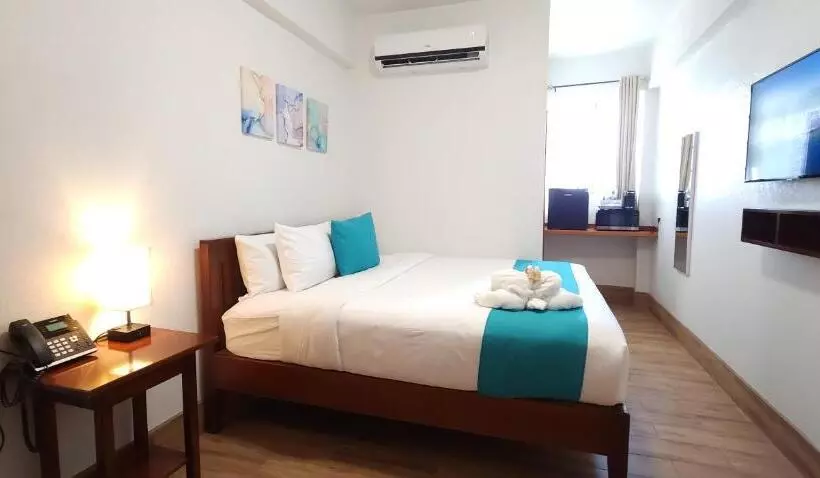 Hotelli Voyager Sun & Reef