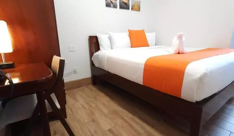 Hotelli Voyager Sun & Reef