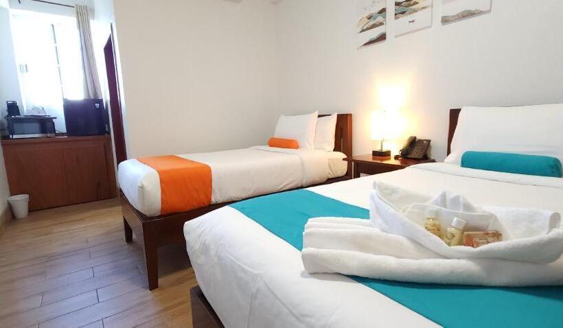 هتل Voyager Sun & Reef