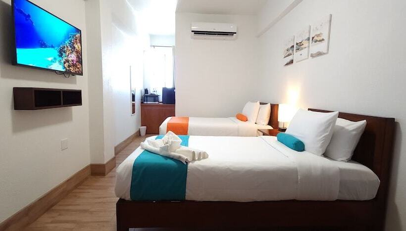 هتل Voyager Sun & Reef