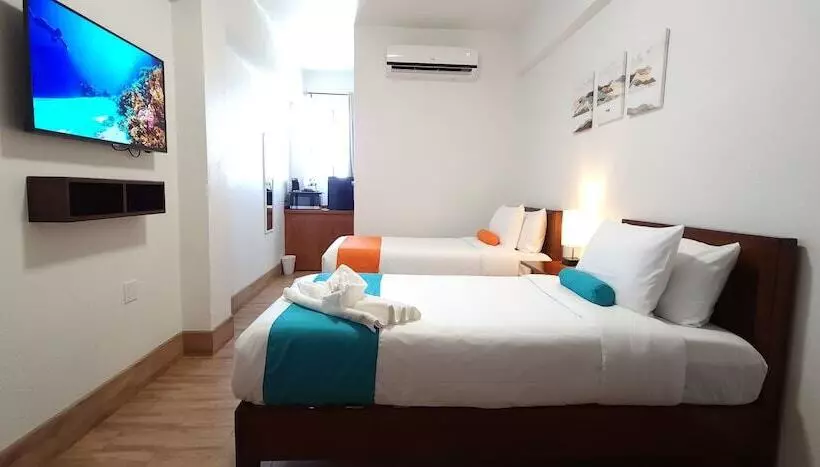 Hotelli Voyager Sun & Reef