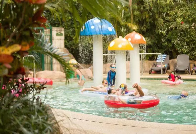 호텔 Ashmore Palms Holiday Village