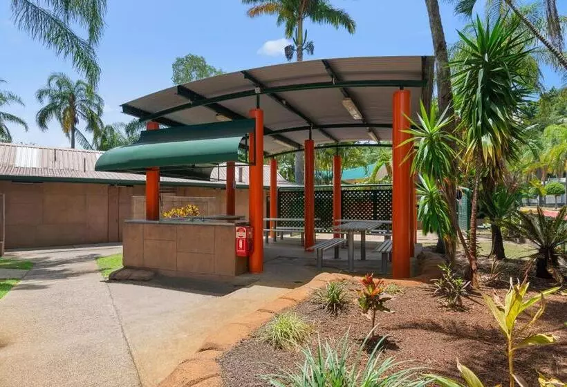 호텔 Ashmore Palms Holiday Village