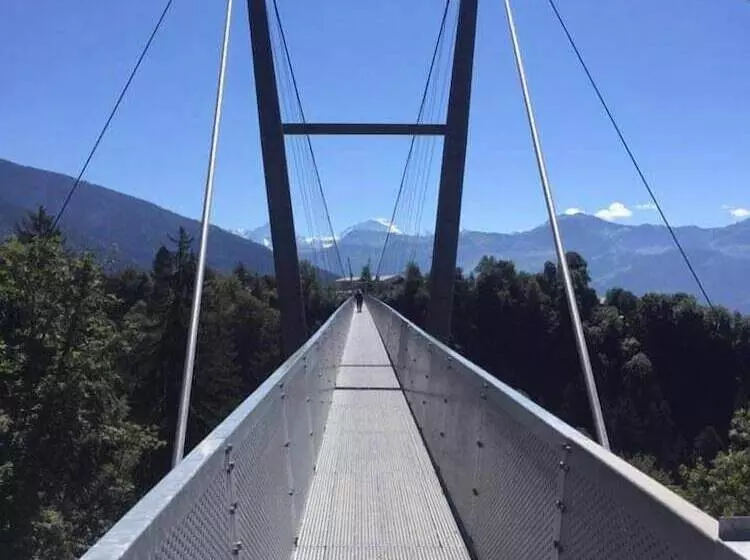 هتل Baren Sigriswil