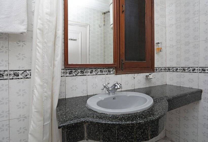 فندق Capital O 12075  Regalia Retreat