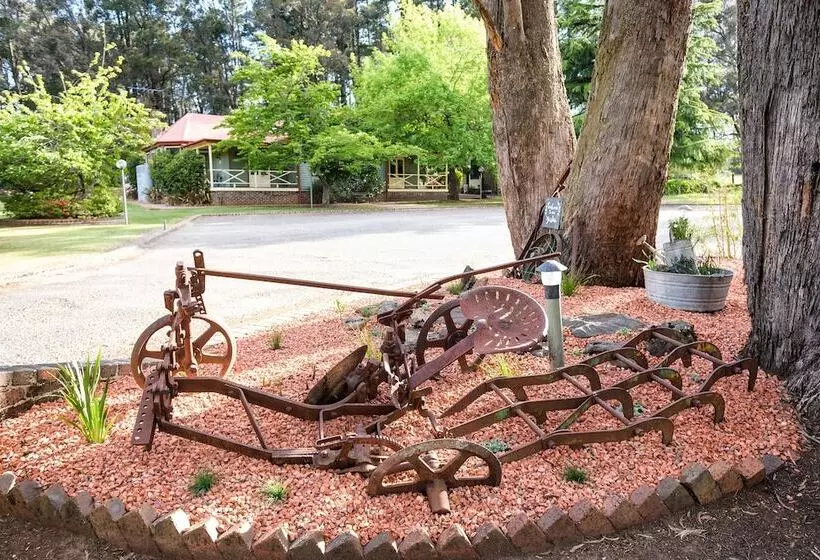 Hotel Federation Gardens & Possums Hideaway