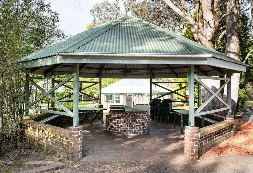 Hotel Federation Gardens & Possums Hideaway