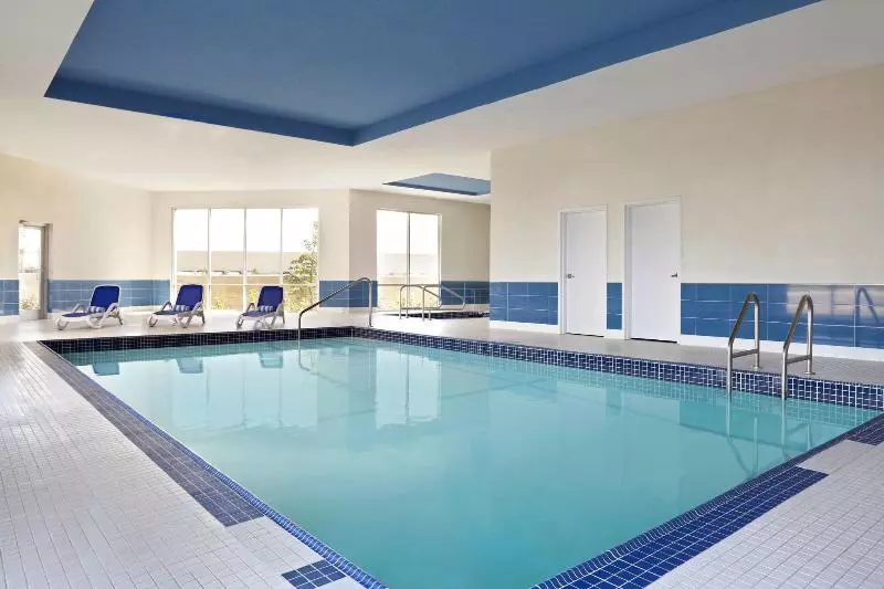 酒店 Four Points By Sheraton Edmonton Gateway