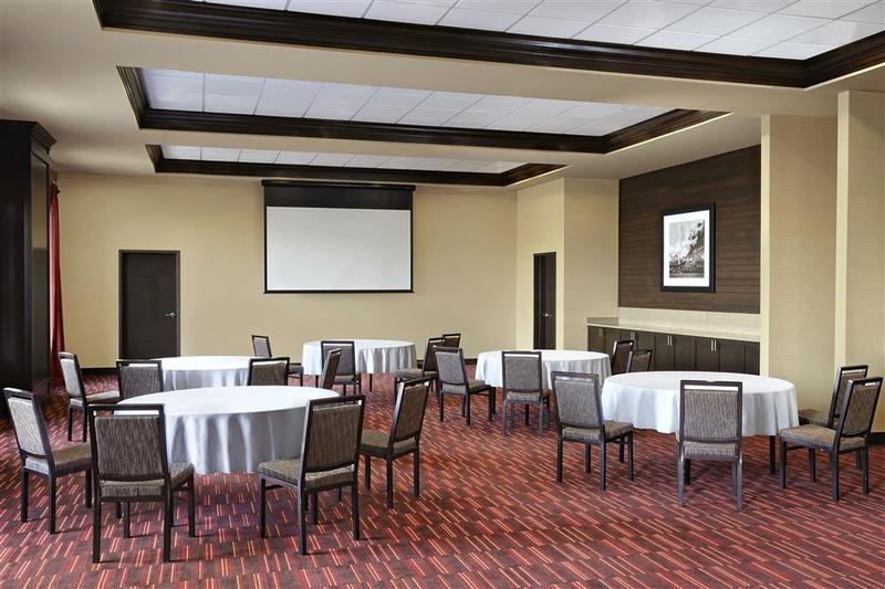 فندق Four Points By Sheraton Edmonton Gateway