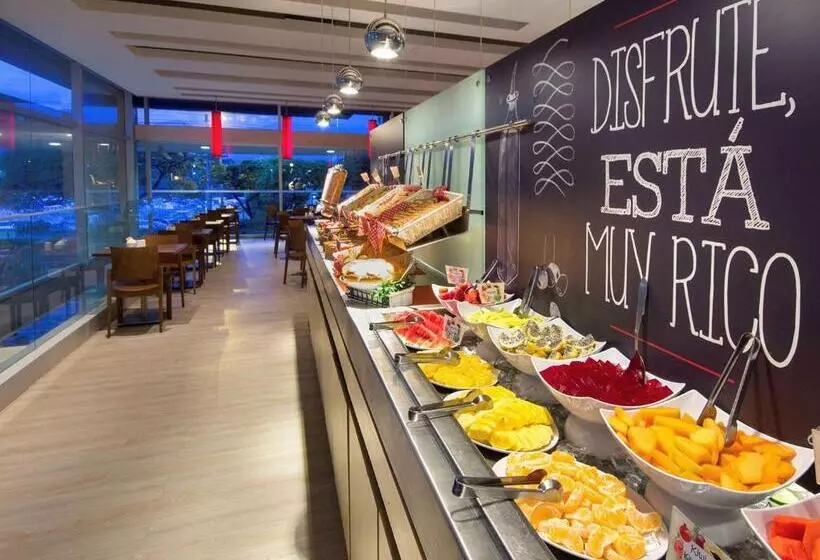 هتل Ibis Medellin