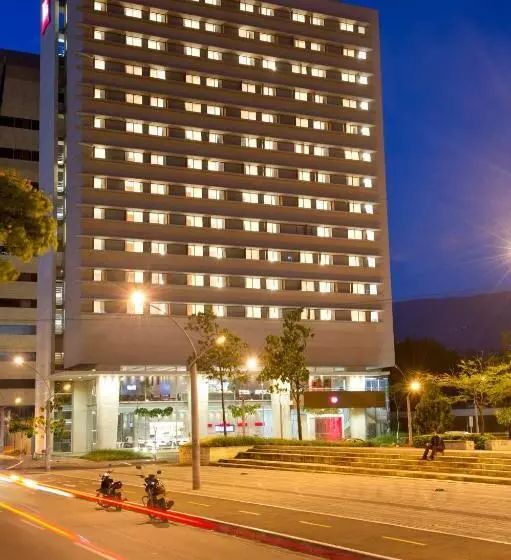 هتل Ibis Medellin