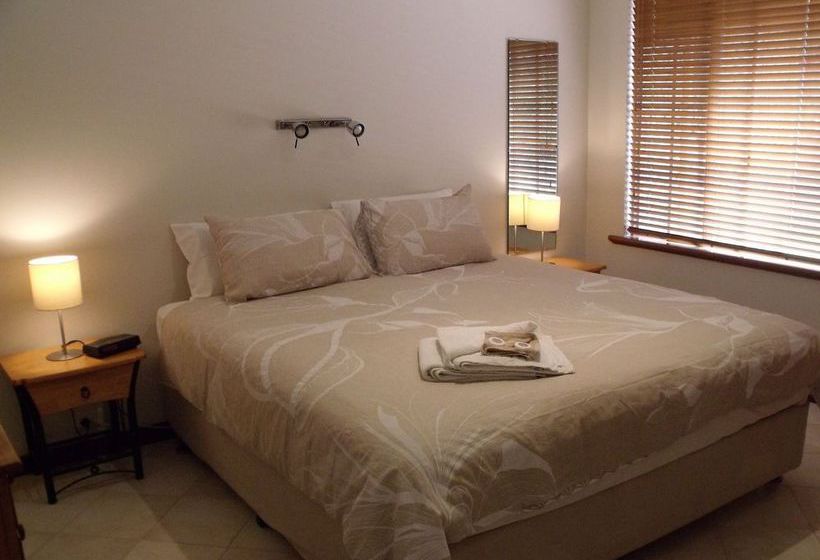 فندق Margaret House