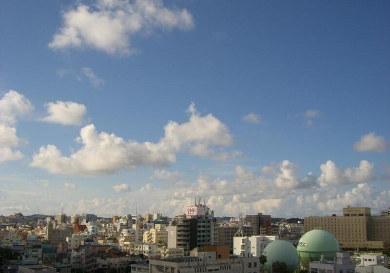 酒店 Naha Beach Side