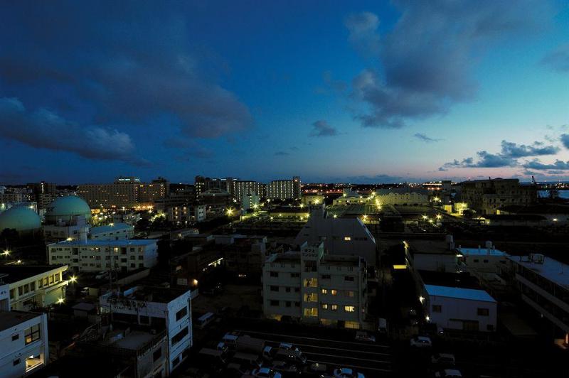 酒店 Naha Beach Side