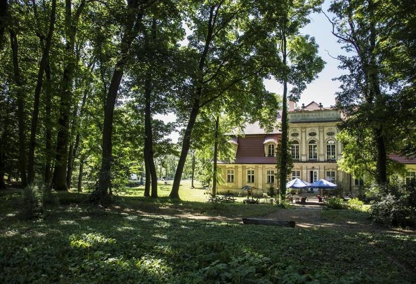 בית מלון כפרי Palace Popowo Stare