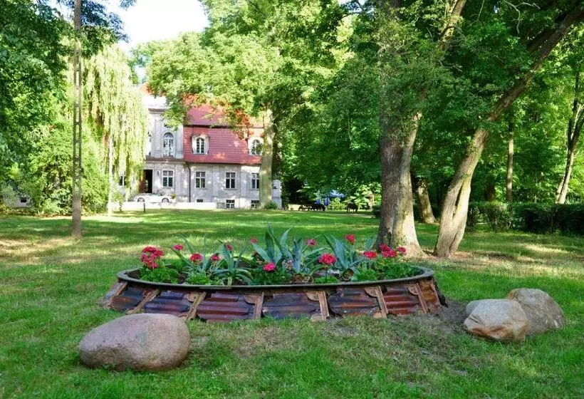 Hotelli Palace Popowo Stare