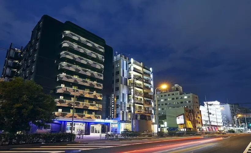 فندق Pivot Shinimamiya Ekimae