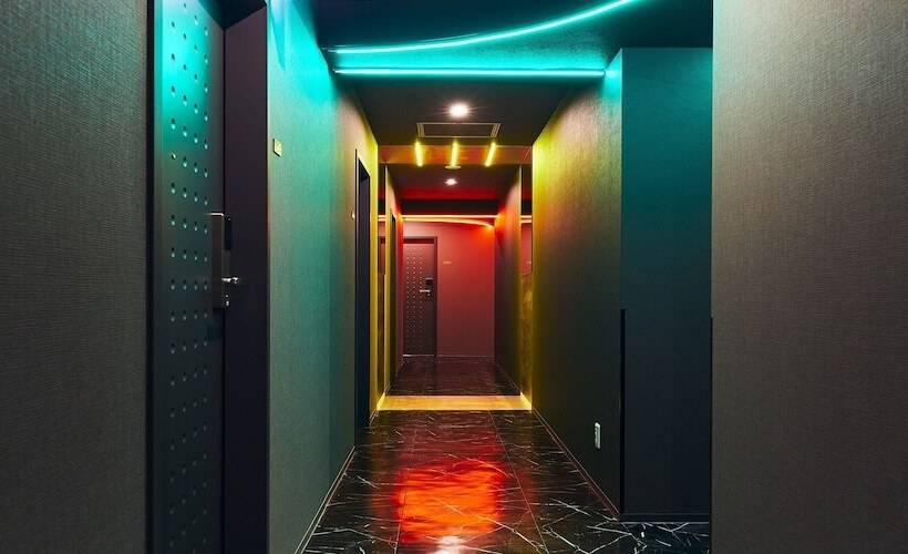 فندق Pivot Shinimamiya Ekimae