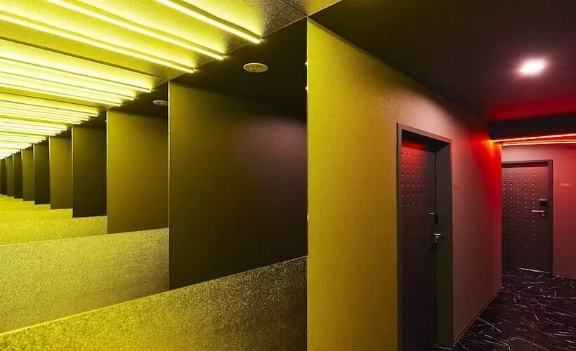 فندق Pivot Shinimamiya Ekimae