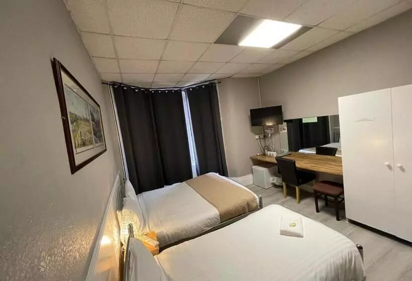 هتل Topaz Blackpool