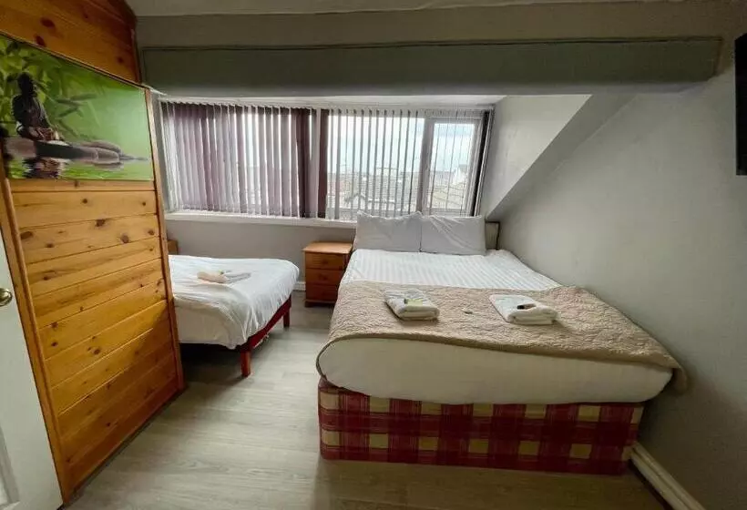 هتل Topaz Blackpool