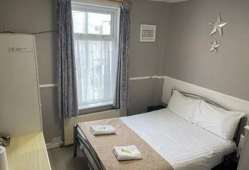 هتل Topaz Blackpool