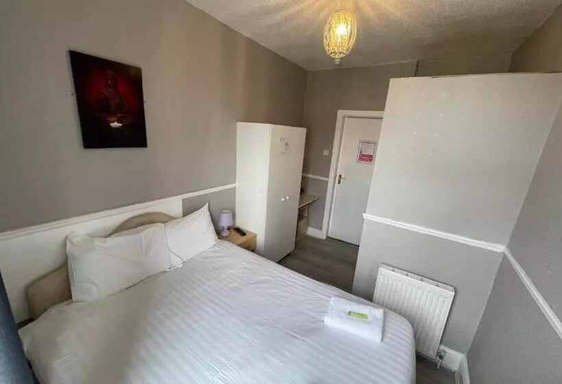 هتل Topaz Blackpool