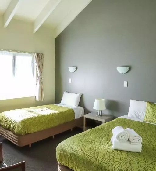 مُتل Airport Manor Inn