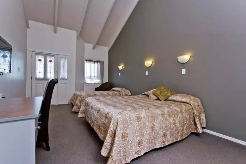 مُتل Airport Manor Inn