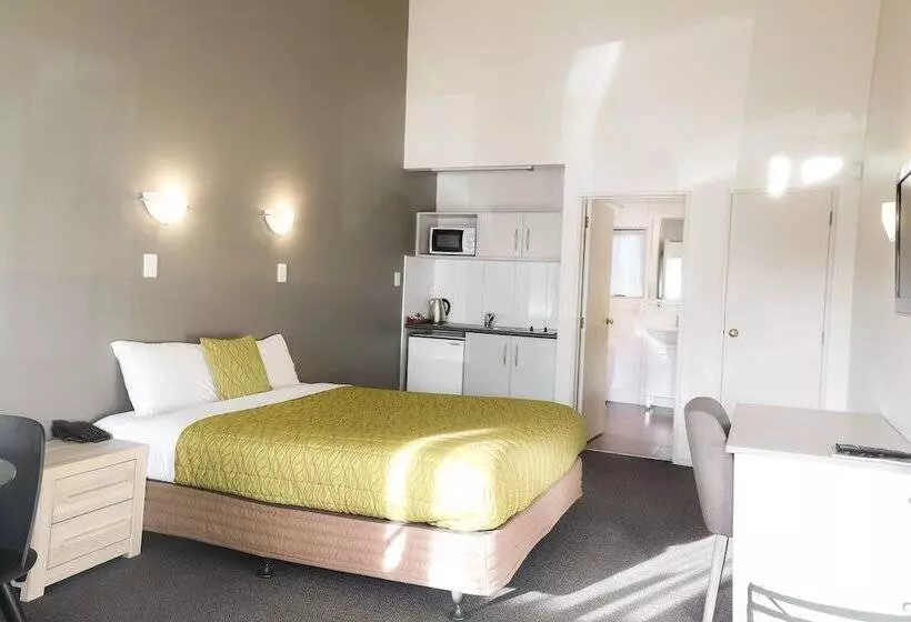 مُتل Airport Manor Inn