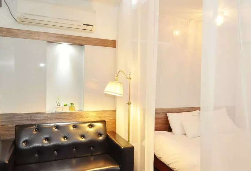 فندق على الطريق Haeundae Society