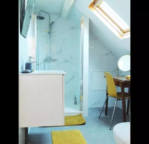 Aamiaismajoitus (B&B) Les Garçonnières De Sologne