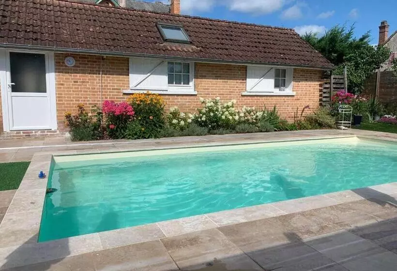 Aamiaismajoitus (B&B) Les Garçonnières De Sologne