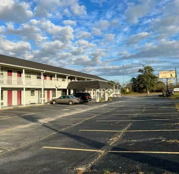 Hotelli Magnolia Inn