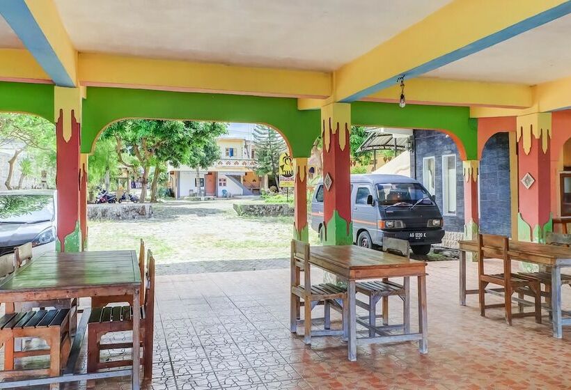 ホテル Oyo 91042 Hawaina