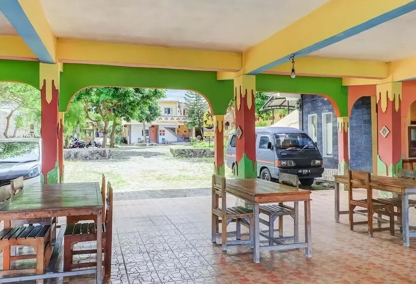 Hotelli Oyo 91042 Hawaina