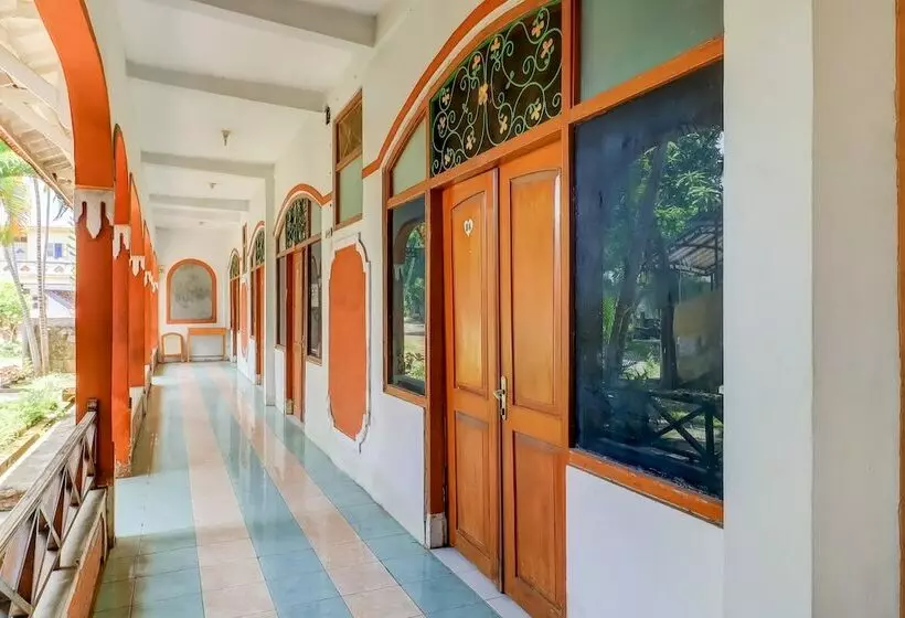 Hotelli Oyo 91042 Hawaina