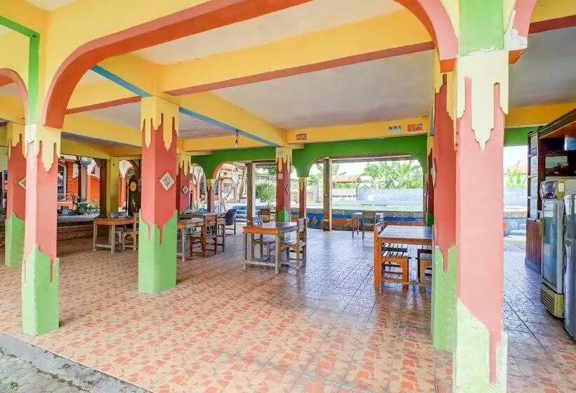 Hotelli Oyo 91042 Hawaina