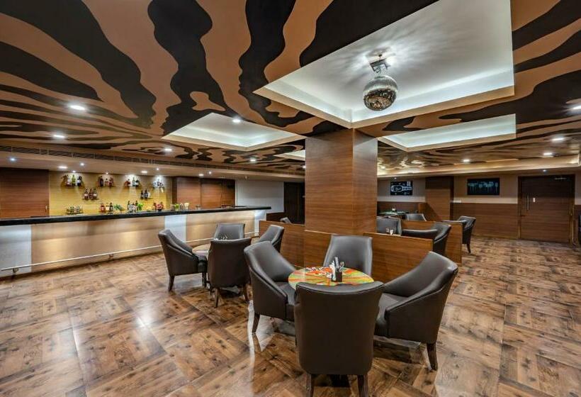 Hotel Sterling V Grand Madurai