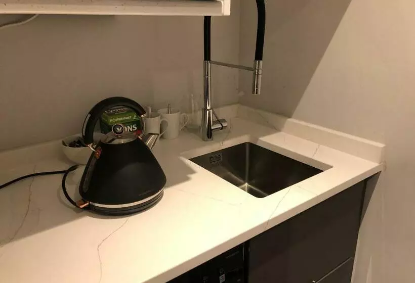 ペンション 4 The Archways