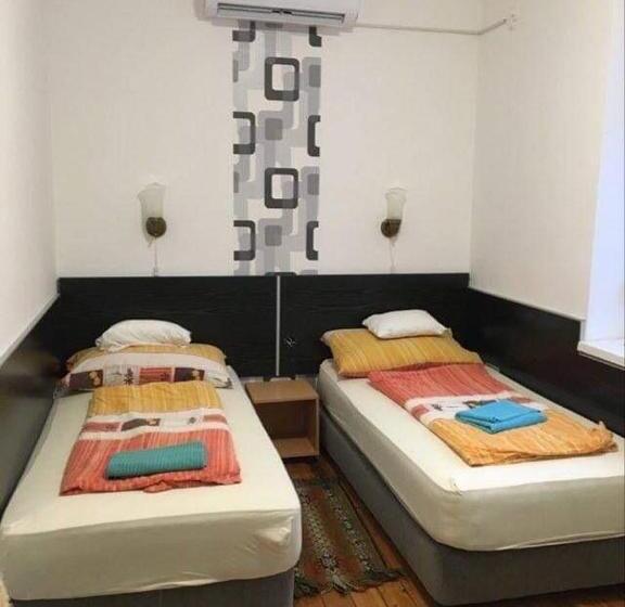 膳宿费 Dombi Porta