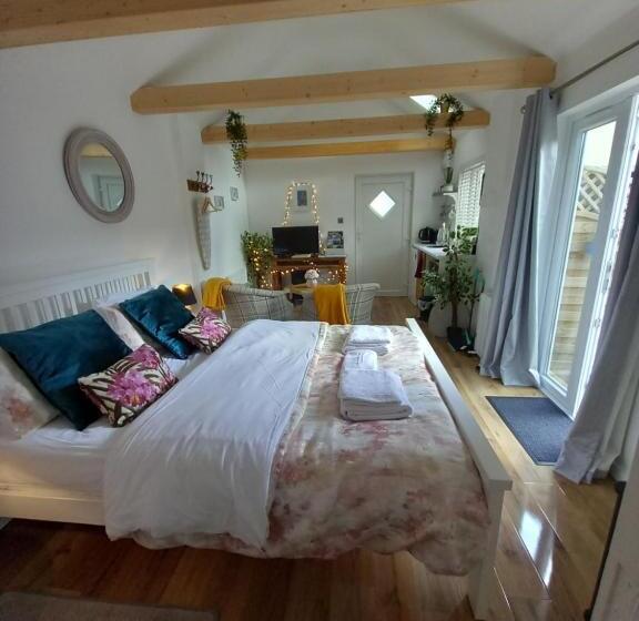 펜션 Morcant Lodge