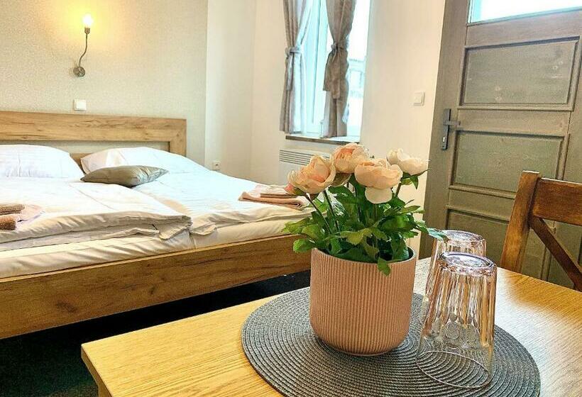 ペンション Ubytování Selský Dvůr