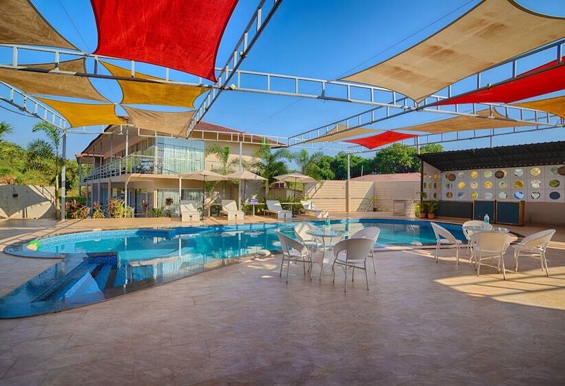 Resort Koko Maya By Stone Wood, Morjim