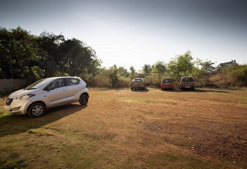 Resort Koko Maya By Stone Wood, Morjim