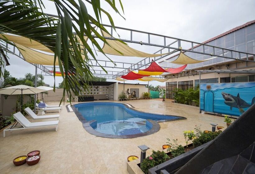 Resort Koko Maya By Stone Wood, Morjim