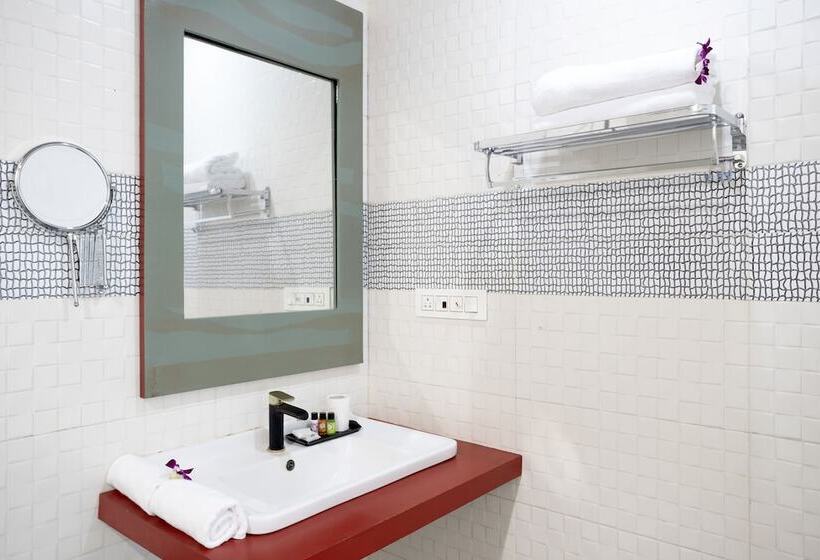 Resort Koko Maya By Stone Wood, Morjim