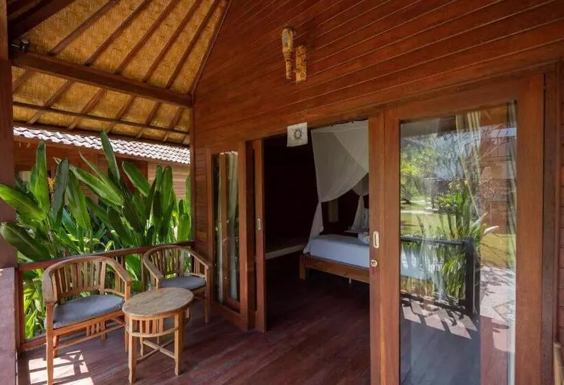 Lomakeskus Taman Tirta Villas Lembongan